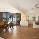 15 Mossman Court Noosa Sound