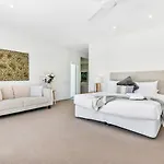 3 17 Bayview Rd Little Cove