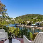 Riverfront 2 Bedroom Penthouse, Steps From Hastings Street - By Stay Noosa