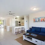 1 6 Cote Dazur Douglas St Sunshine Beach