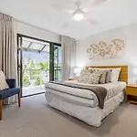 106 Ivory