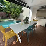Sunshine Beach Gem