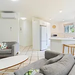 Seaside Apartment Minutes From Sunshine Beach