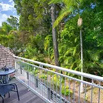 Gorgeous Central Noosa Townhouse With Pool!