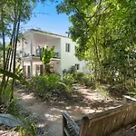 10 Wesley Court Noosa Heads