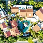 Noosa Dream - 2Bed Sunset Apt, Pool & Spa