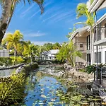 Sun Drenched Unit In Noosaville