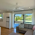 The Old Artist Residence, Boreen Point Boutique Accomodation