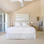 Unit 9 Andari Fantastic Holiday Apartment In Sunshine Beach Stunning Views Opposite Beach Access