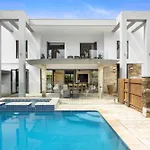 Luxury & Poolside Bliss Near Beach