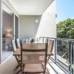 Heart Of Sunshine, Spacious Apt With Pool & Garden