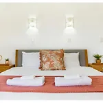 Noosa Riverside Getaway