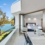 Modern Aqua Haven With Pool Pisces 5