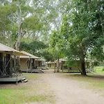 Kangarooms Noosa Everglades