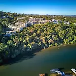 Noosa Crest Resort