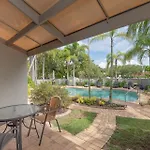 10 Noosa Sound
