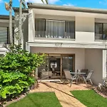 10 Noosa Sound