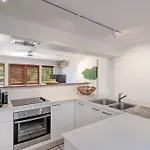 Noosa River Resort Apartment On Gympie Terrace