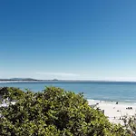 Netanya Noosa Beachfront Resort