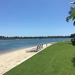 Noosa Luxury Apartment