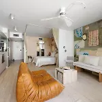 The Sunroom On Noosa Hill With Rooftop