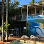 Noosa Flashpackers