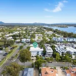 Noosa River Sandy Shores
