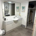 Nautical Stylish Ground Level 1 Bedroom Unit