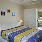 Bright & Comfortable In Quiet Location