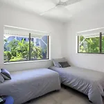 Aarons Luxury Retreat