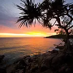 Low Tide On Noosa Sound - Pet Friendly