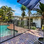 Noosa Rest