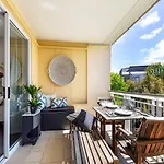 Sleek, Modern And Comfortable On Hastings Street