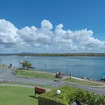 Anchorage - Riverfront Luxury On Gympie Terrace