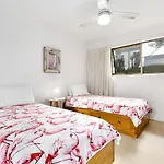 Sunshine Beach Serenity And Pet Friendly ! 9 Seaview Terrace, Sunshine Beach, Qld 4567