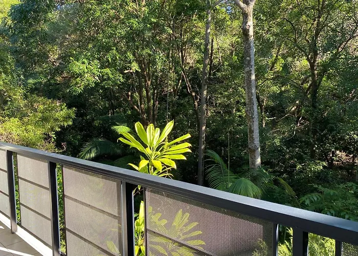 Private Retreat In The Heart Of Noosa