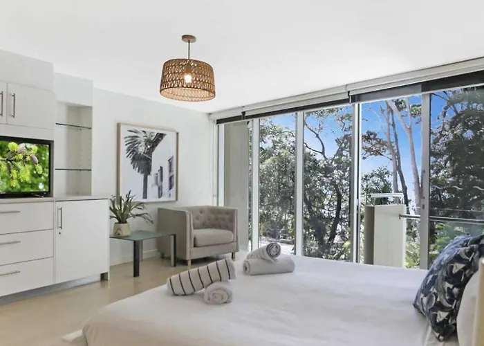 Little Cove Court - Apt 4