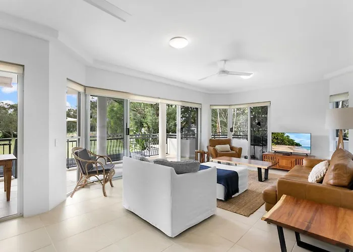 Riviera Noosa Resort