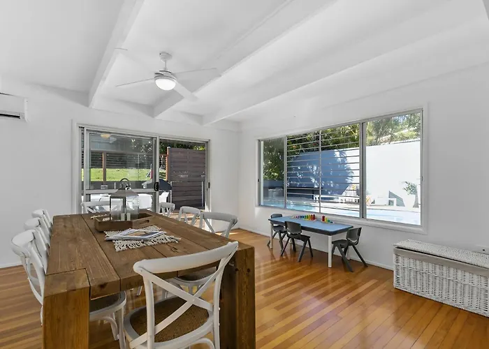 21 Nairana Rest Noosa Heads