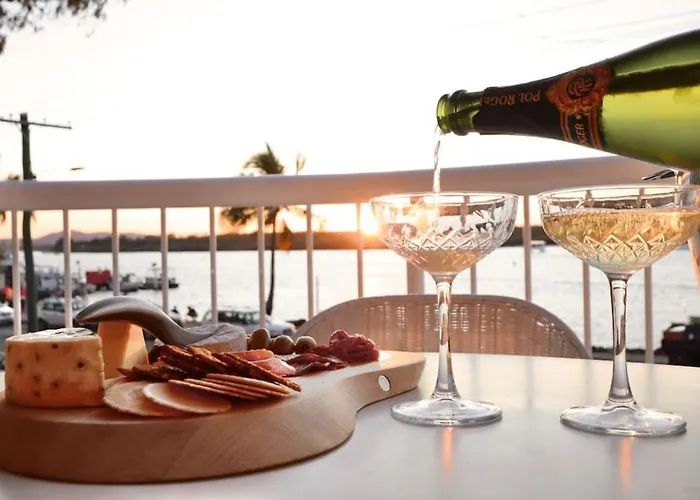 Opulent Noosa Sunsets 5Hs