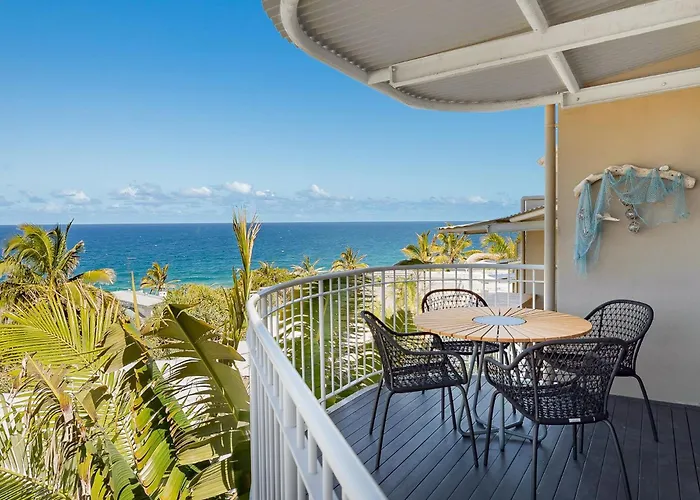 Unit 9 Andari Fantastic Holiday Apartment In Sunshine Beach Stunning Views Opposite Beach Access