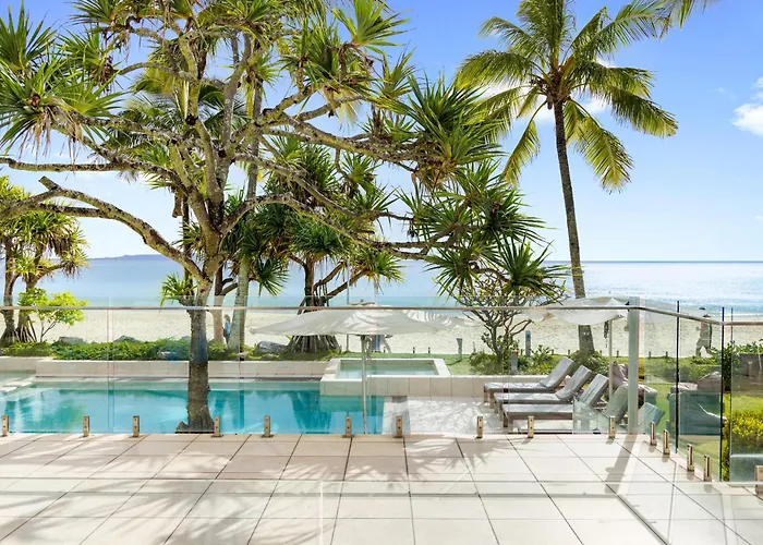 Fairshore 12: Absolute Beachfront, Direct Beach & Pool Access