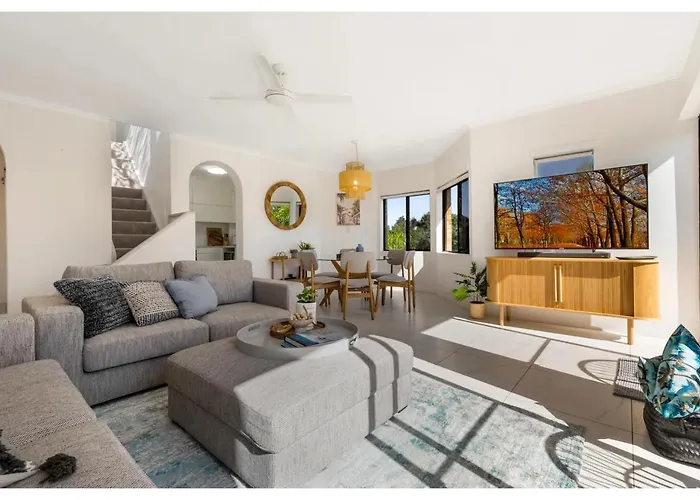 Noosa Riverside Getaway