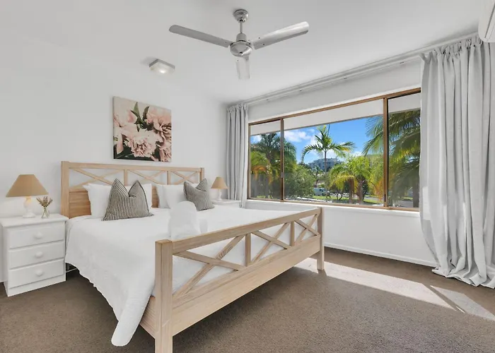 10 Noosa Sound