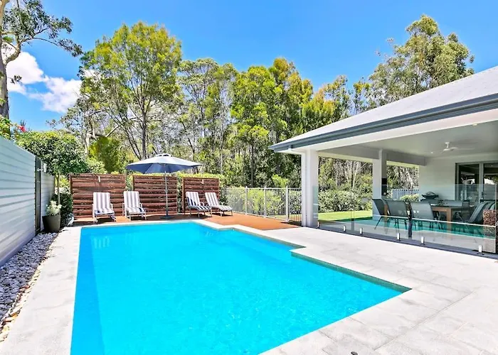 Serenity Retreat Noosa, Private Home With Solar Heated Pool