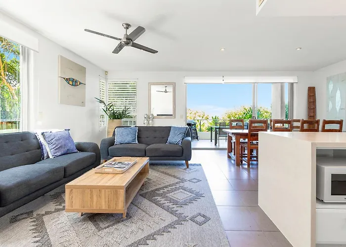 1 Alpha - Lovely And Spacious 3 Bed Apartment All On One Level Lift Pool Air Con Garden Outlook