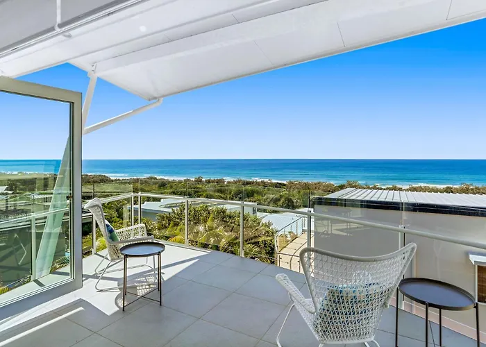 4-18 Peregian Esplanade, Peregian Beach Qld 4573