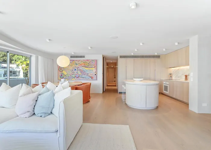 Apartment 17