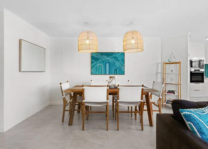 6 Parkshores Sunshine Location Location Location 100M To Beach Access