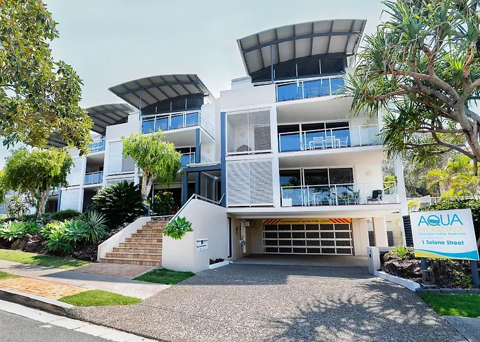 Aqua Promenade Beachfront Holiday Apartments